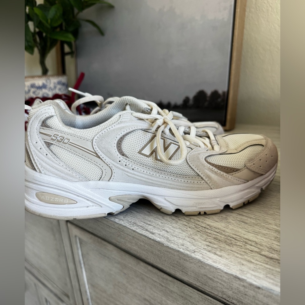 New Balance 530 Cream and White Retro Runner
